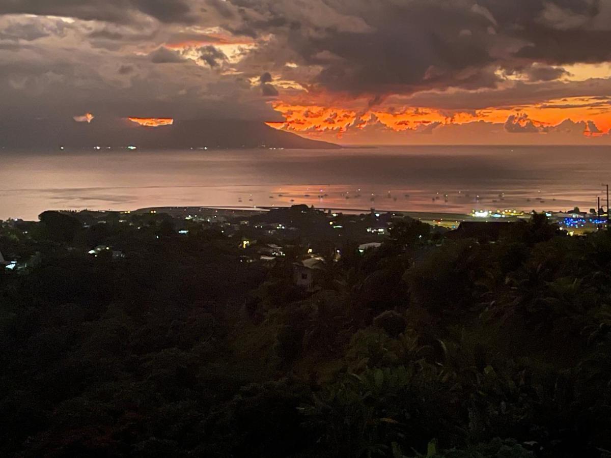 Tahitininalodge 1 パペーテ エクステリア 写真